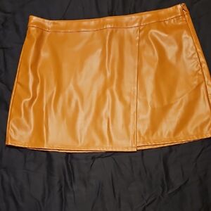 Elegant Tan Pleather Skirt